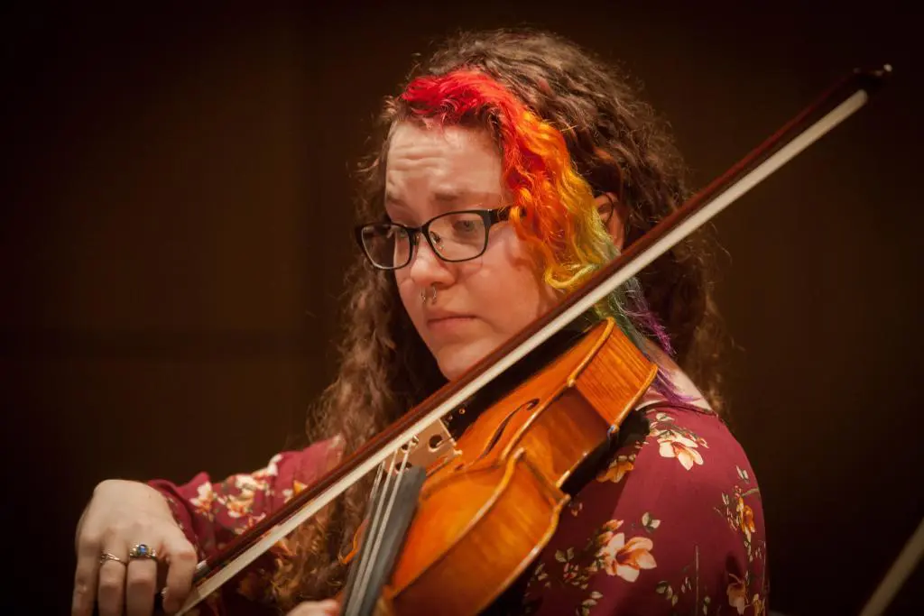 Girl playing violin