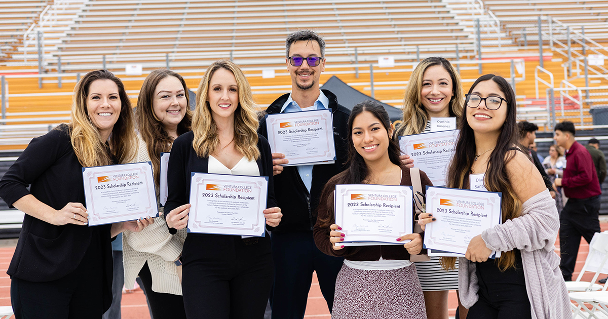 Image of Ventura College Foundation scholarship recipients